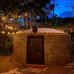 Ruaj -wellness-colonial-exclusive- Guest house
